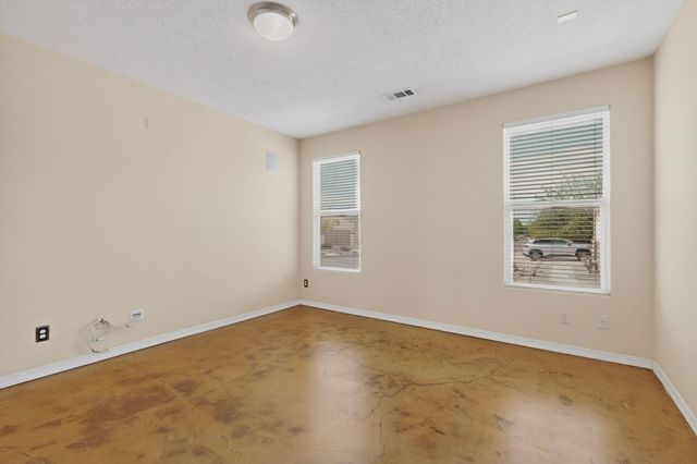 8200 Go West Road NW, Albuquerque, NM 87120