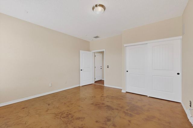 8200 Go West Road NW, Albuquerque, NM 87120