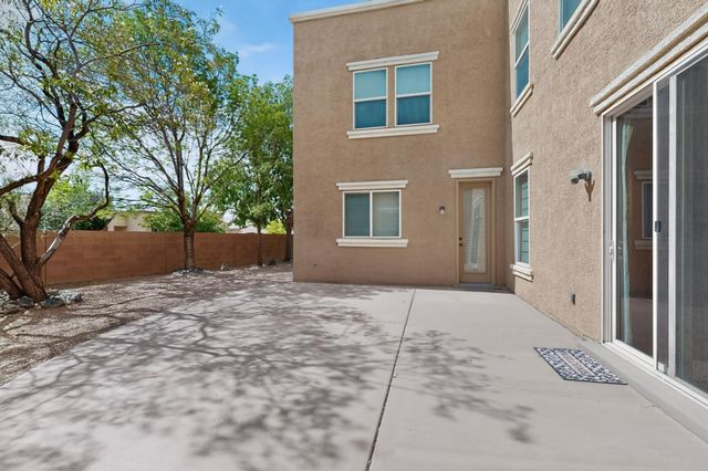 8200 Go West Road NW, Albuquerque, NM 87120