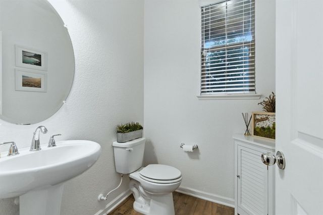 18200 Broadmoor Way, Lathrop, CA 95330