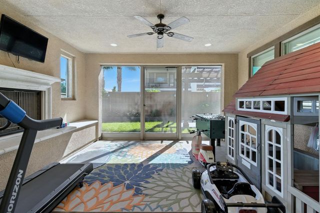 18200 Broadmoor Way, Lathrop, CA 95330