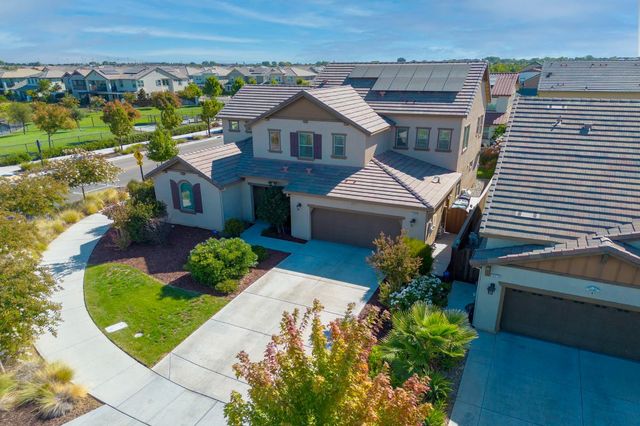 18200 Broadmoor Way, Lathrop, CA 95330