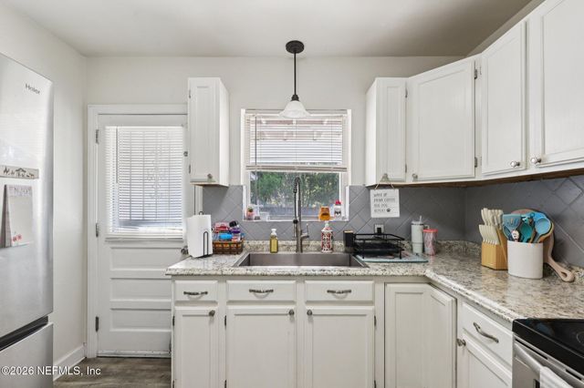 737 WREN Road, Jacksonville, FL 32216