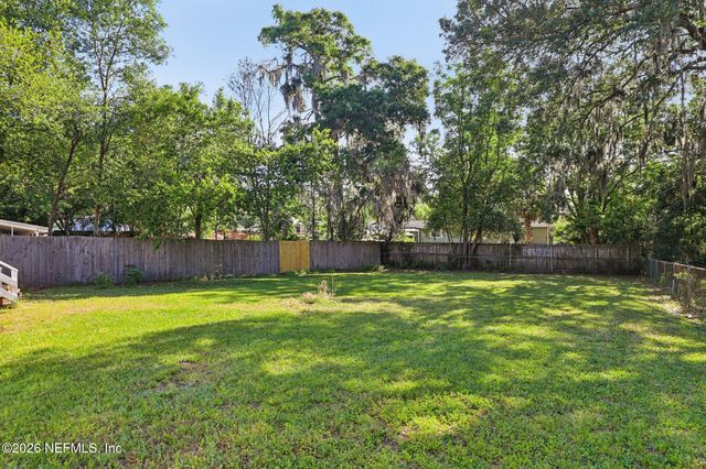 737 WREN Road, Jacksonville, FL 32216