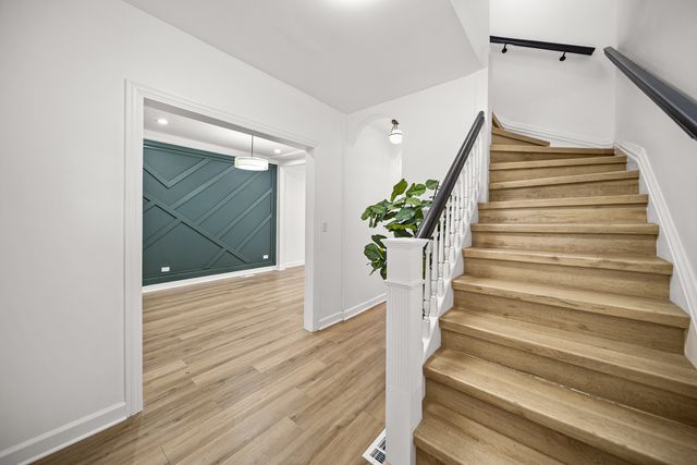 639 N Leamington Avenue, Chicago, IL 60644
