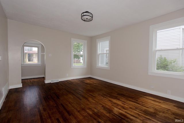 824 S Jefferson Street, Huntington, IN 46750