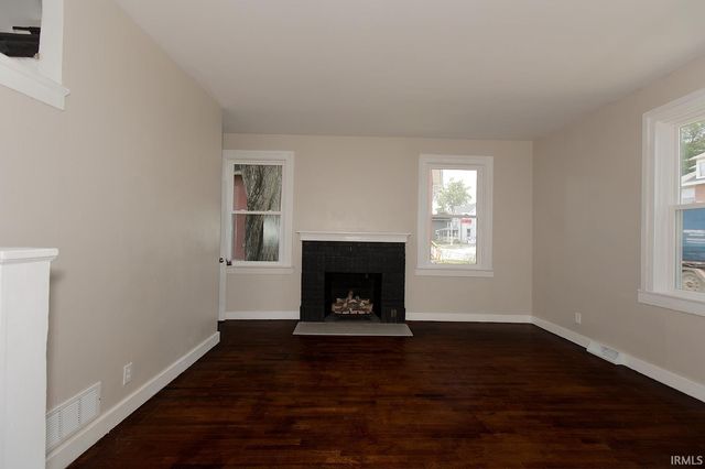 824 S Jefferson Street, Huntington, IN 46750