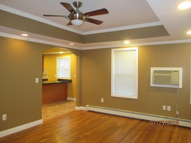 4 Beck Rd, Arlington, MA 02476