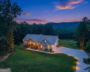 251 Birchwood Court, Waleska, GA 30183
