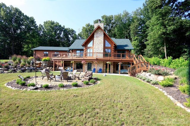 1224 W David Kempf Court, Saline, MI 48176