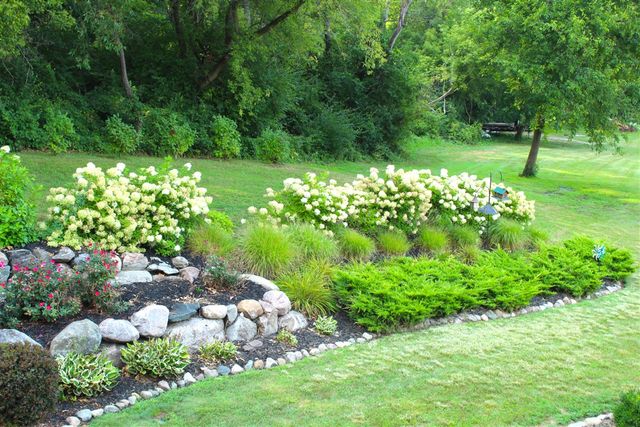 1224 W David Kempf Court, Saline, MI 48176