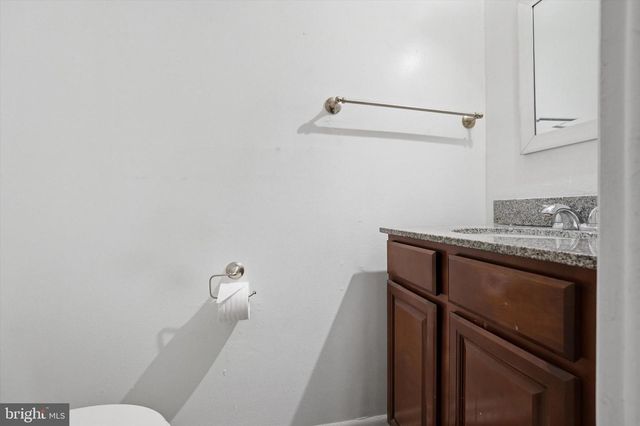 2 HORSESHOE CIR, Horsham, PA 19044