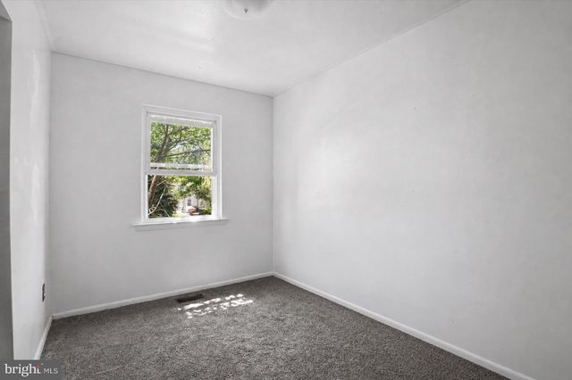 2 HORSESHOE CIR, Horsham, PA 19044