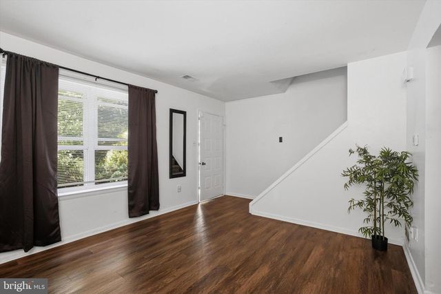 2 HORSESHOE CIR, Horsham, PA 19044