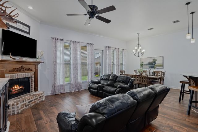 720 Fir Wood Lane, Haughton, LA 71037