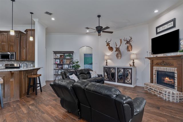 720 Fir Wood Lane, Haughton, LA 71037