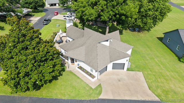 56901 E Walnut, Monkey Island, OK 74331
