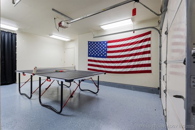 56901 E Walnut, Monkey Island, OK 74331