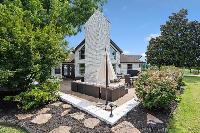 56901 E Walnut, Monkey Island, OK 74331