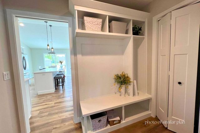 1821 Redbud Circle, Eldridge, IA 52748