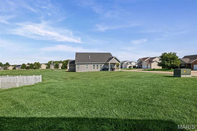 2625 Windsor Crest Court, Shiloh, IL 62221