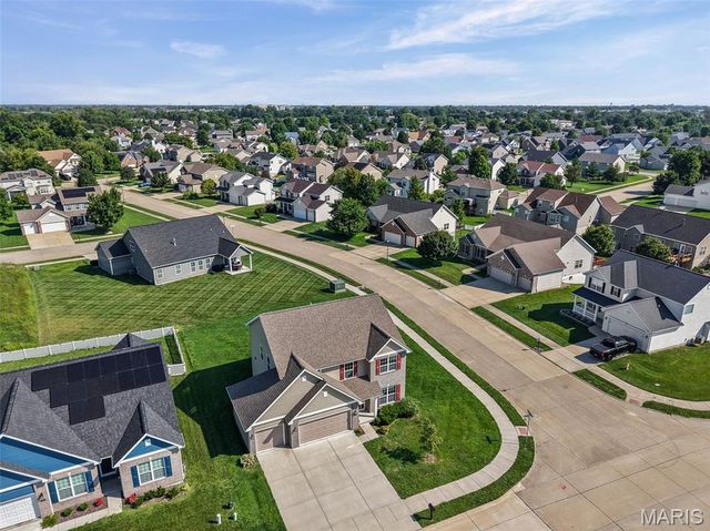 2625 Windsor Crest Court, Shiloh, IL 62221