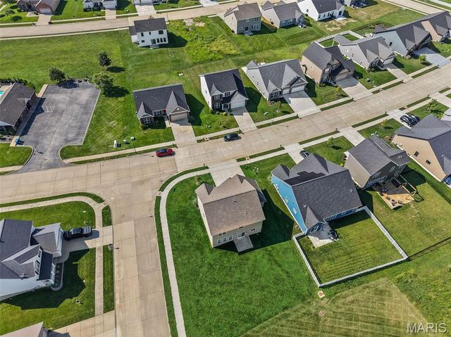 2625 Windsor Crest Court, Shiloh, IL 62221