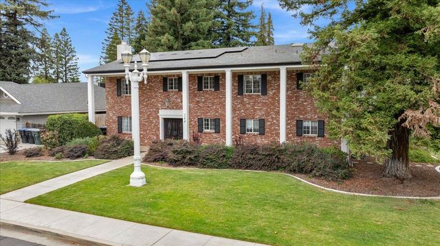 244 E Dorothea Court, Visalia, CA 93277