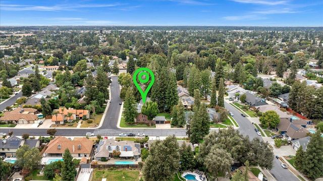 244 E Dorothea Court, Visalia, CA 93277