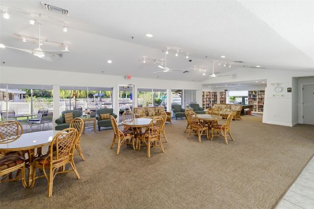 5023 VILLAGE GARDENS DRIVE 29, Sarasota, FL 34234