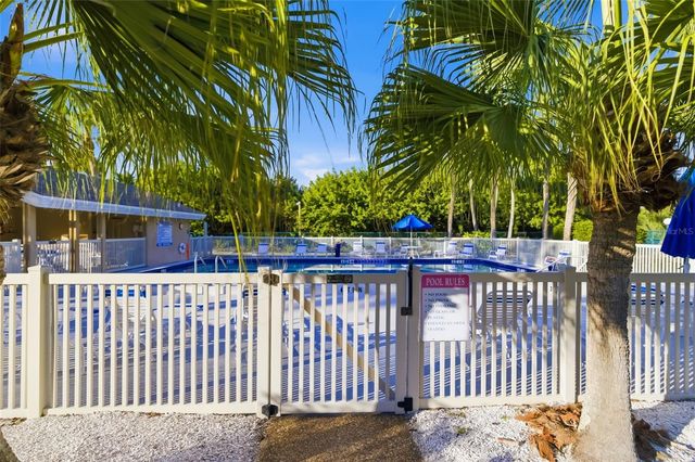 5023 VILLAGE GARDENS DRIVE 29, Sarasota, FL 34234