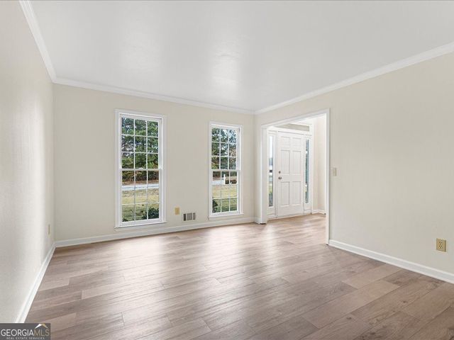 1646 Ellington Road SE, Conyers, GA 30013