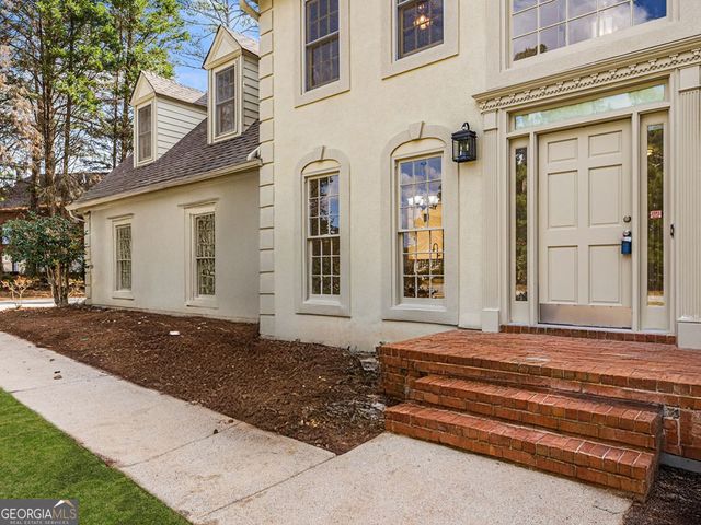 1646 Ellington Road SE, Conyers, GA 30013