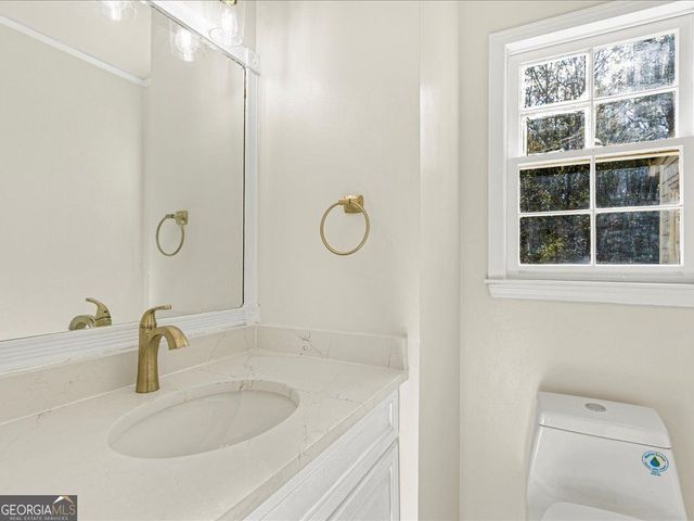 1646 Ellington Road SE, Conyers, GA 30013