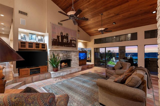 12609 Lyndon DR, Austin, TX 78732
