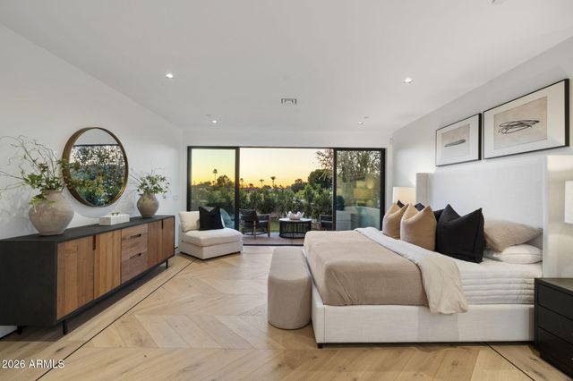 5525 E LINCOLN Drive 124, Paradise Valley, AZ 85253