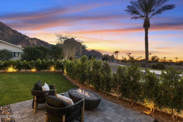 5525 E LINCOLN Drive 124, Paradise Valley, AZ 85253