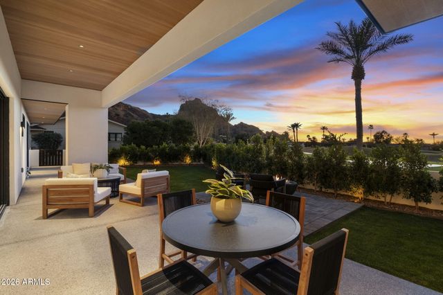 5525 E LINCOLN Drive 124, Paradise Valley, AZ 85253