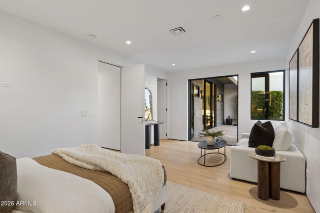 5525 E LINCOLN Drive 124, Paradise Valley, AZ 85253