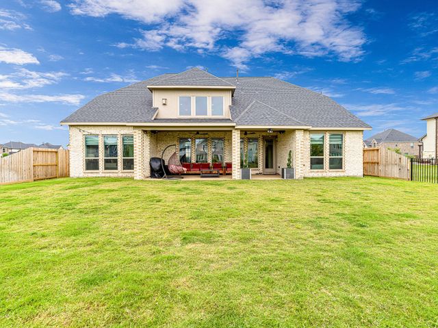 5615 Logan Ridge Lane, Fulshear, TX 77441