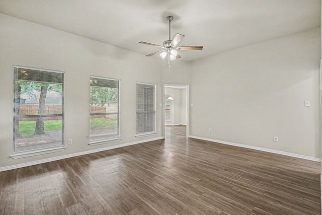 717 Oak Park Drive, Azle, TX 76020
