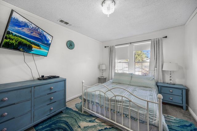 651 N Laverne Avenue, Fresno, CA 93727