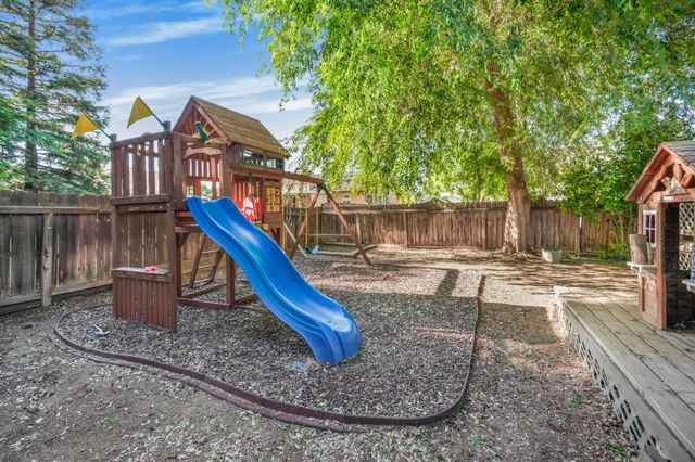 651 N Laverne Avenue, Fresno, CA 93727
