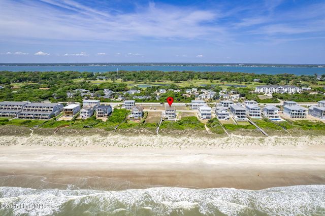 125 Roosevelt Drive, Pine Knoll Shores, NC 28512