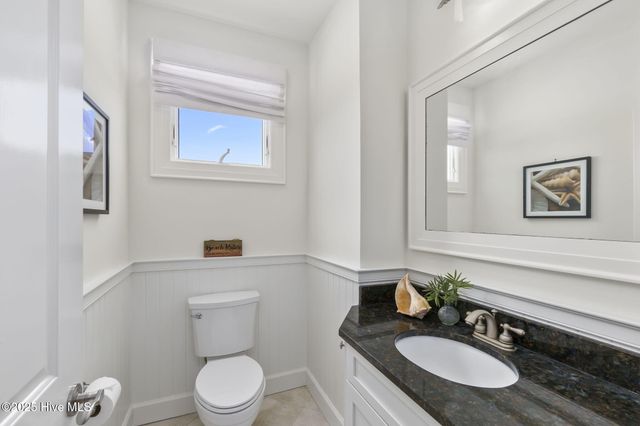 125 Roosevelt Drive, Pine Knoll Shores, NC 28512