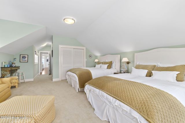 125 Roosevelt Drive, Pine Knoll Shores, NC 28512