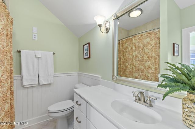 125 Roosevelt Drive, Pine Knoll Shores, NC 28512