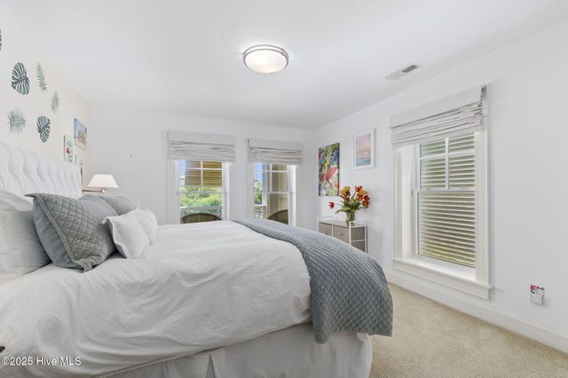 125 Roosevelt Drive, Pine Knoll Shores, NC 28512