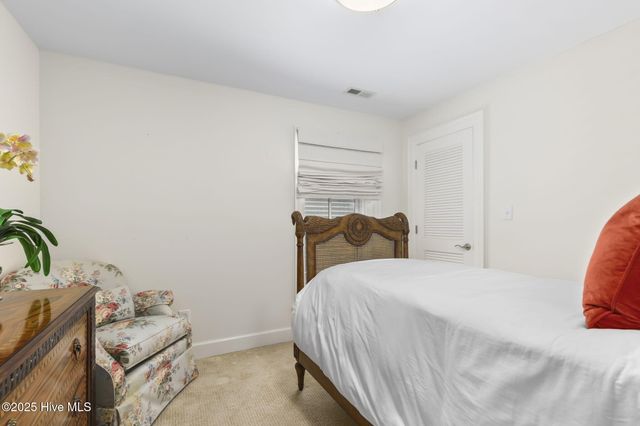 125 Roosevelt Drive, Pine Knoll Shores, NC 28512