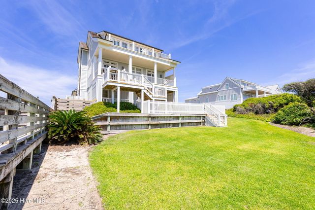 125 Roosevelt Drive, Pine Knoll Shores, NC 28512